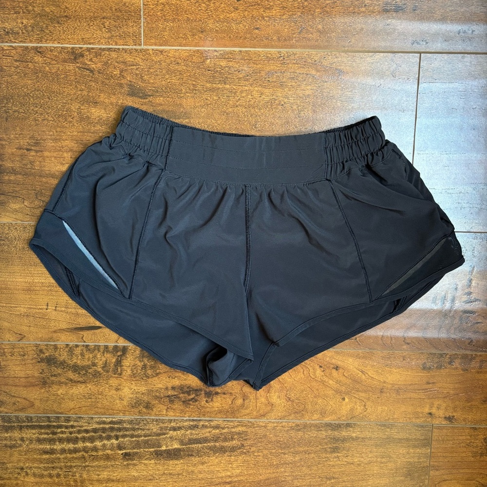 Lululemon Black 2.5 Inch Low Rise Hotty Hot Shorts